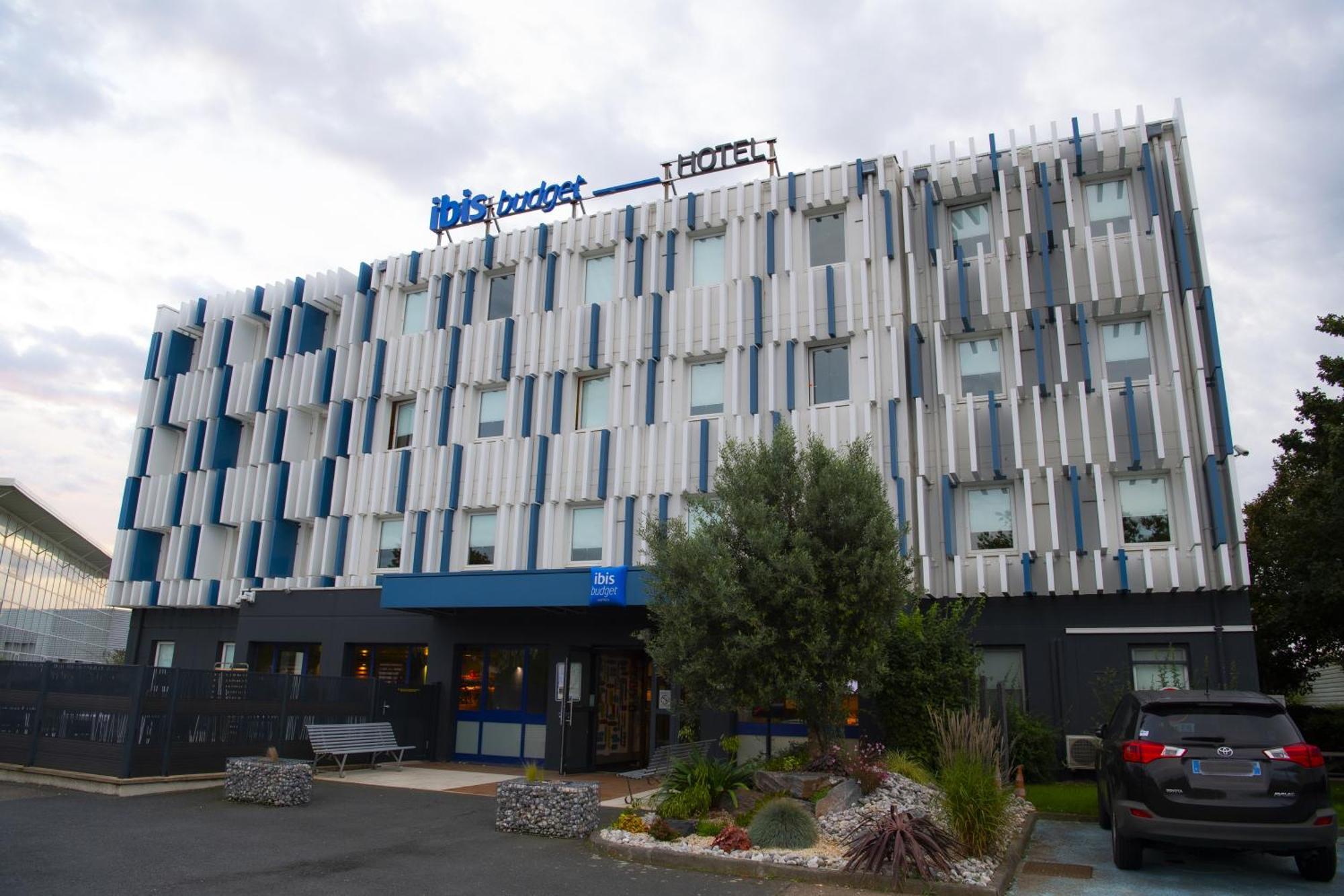 Ibis Budget Le Havre Les Docks Bagian luar foto