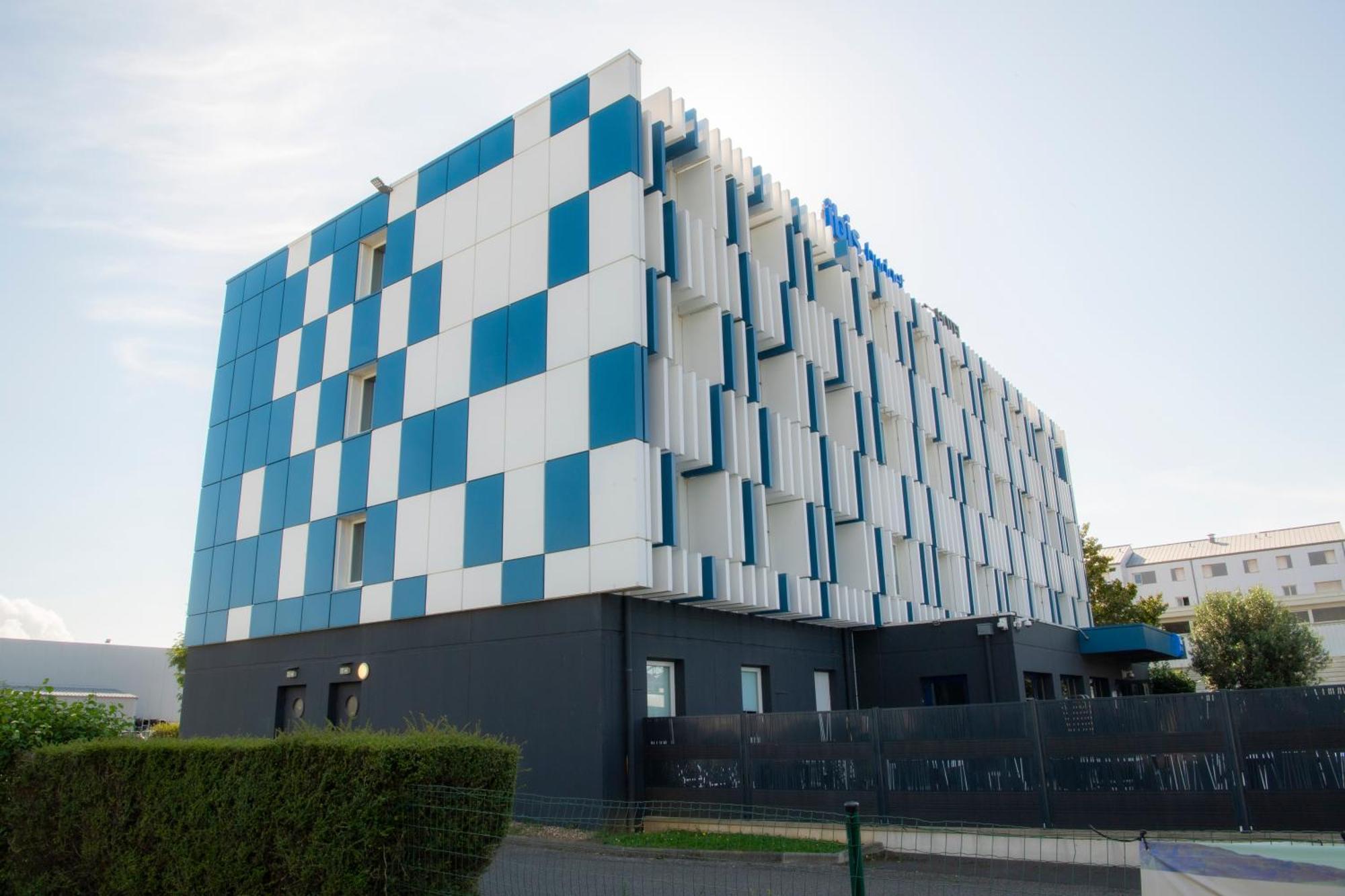 Ibis Budget Le Havre Les Docks Bagian luar foto